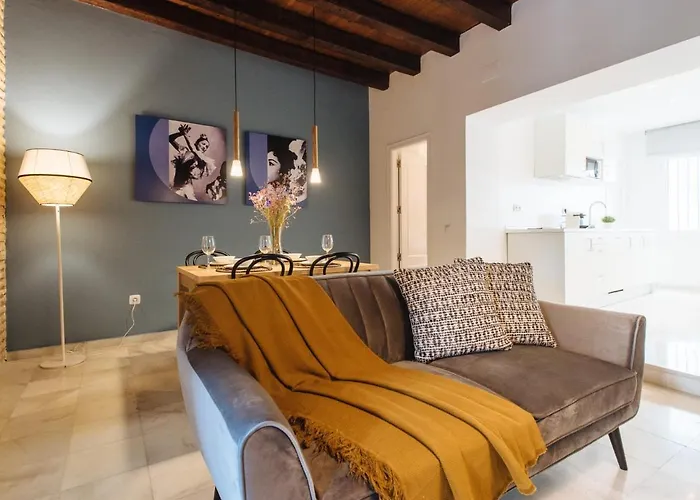 Suites Triana Sevilla Apartments